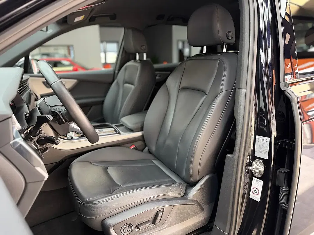 Audi Q7 55 TFSI quattro - Thumbnail 14