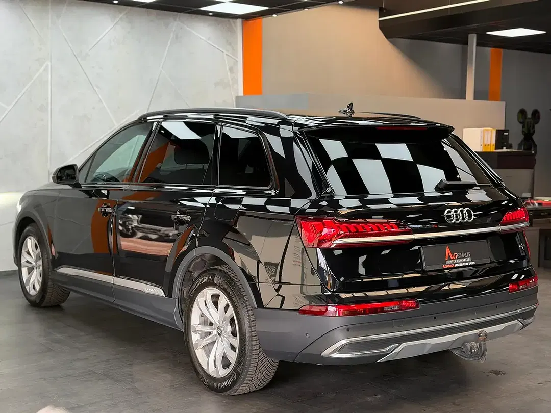 Audi Q7 55 TFSI quattro - Thumbnail 6