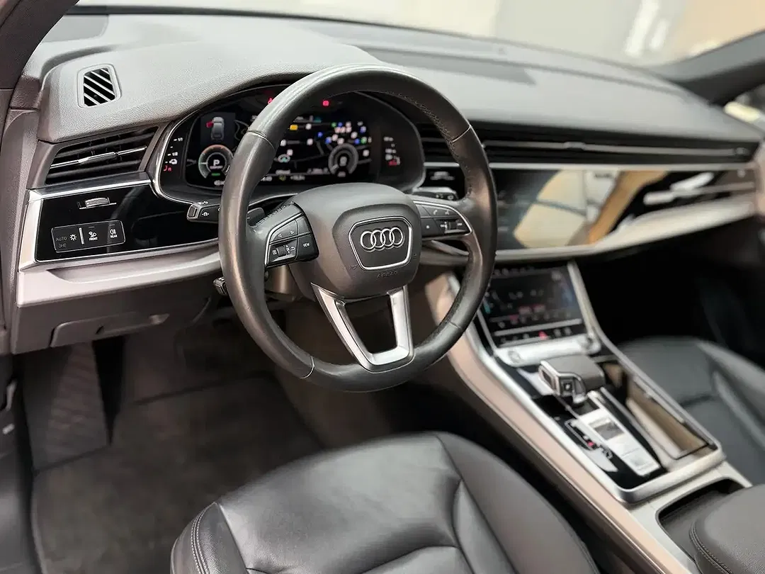 Audi Q7 55 TFSI quattro - Thumbnail 9