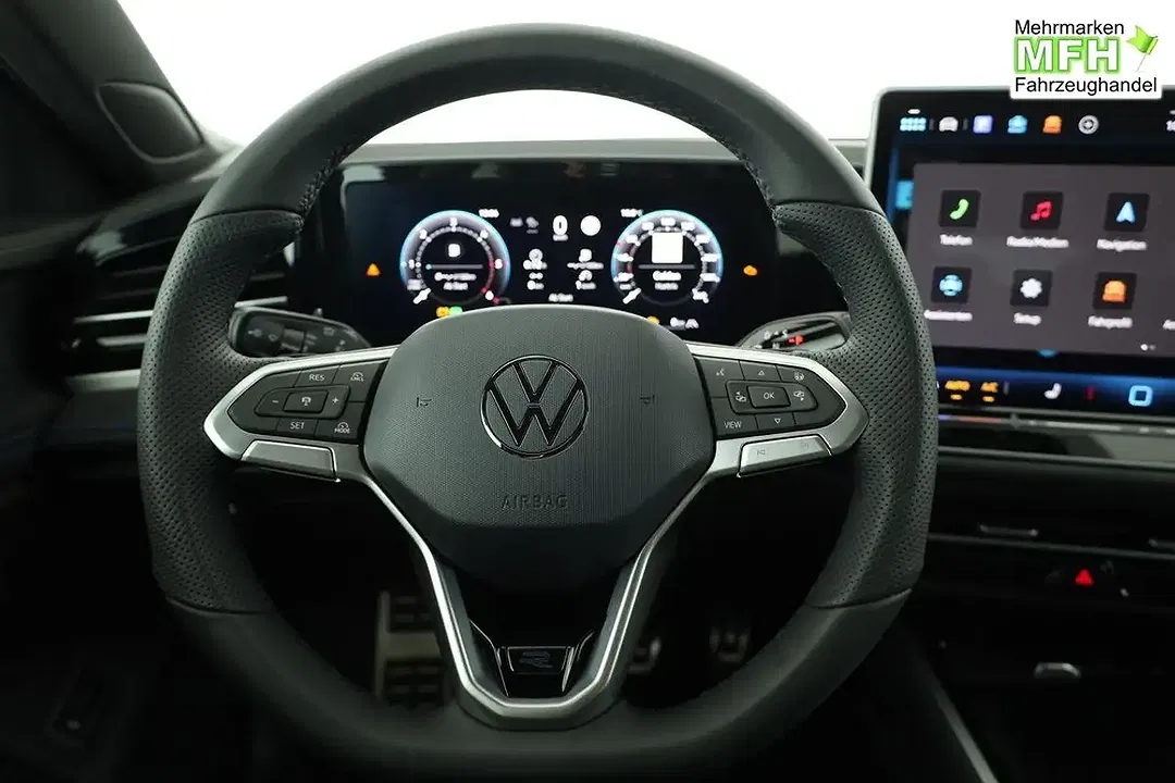 Volkswagen Passat Variant 2.0 TDI DSG 4Motion R-Line Black Edition - Thumbnail 5
