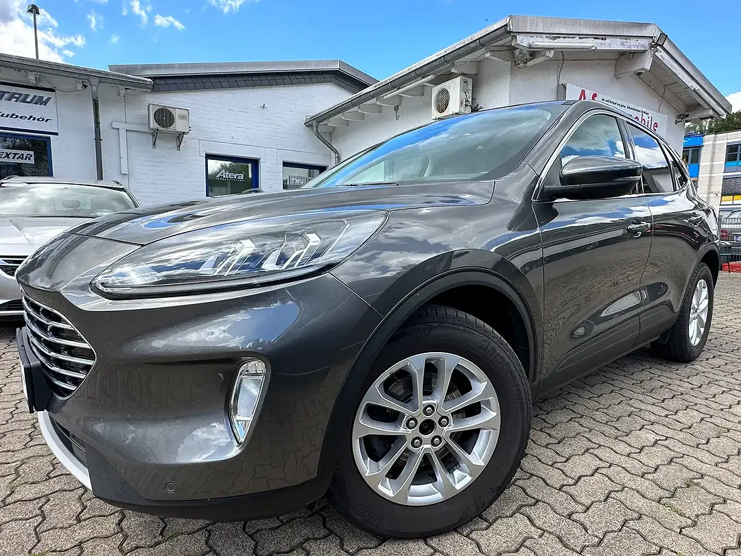 Ford Kuga 1.5 EcoBoost Titanium - foto 1