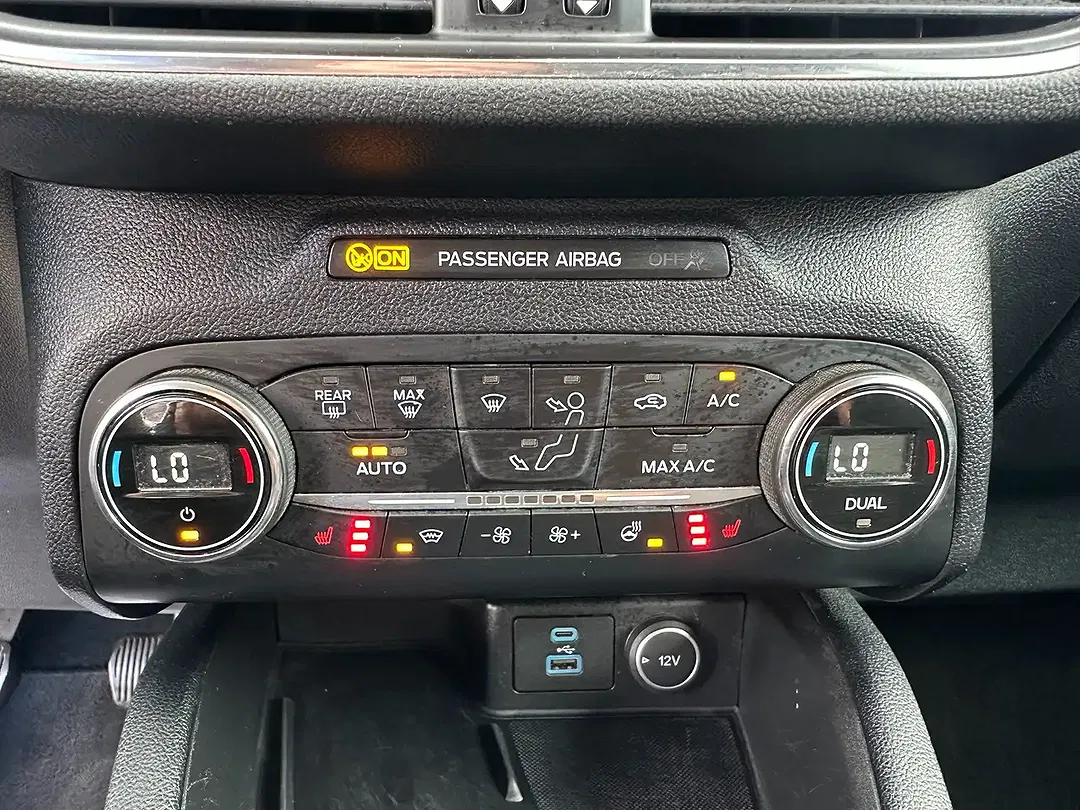 Ford Kuga 1.5 EcoBoost Titanium - Thumbnail 7
