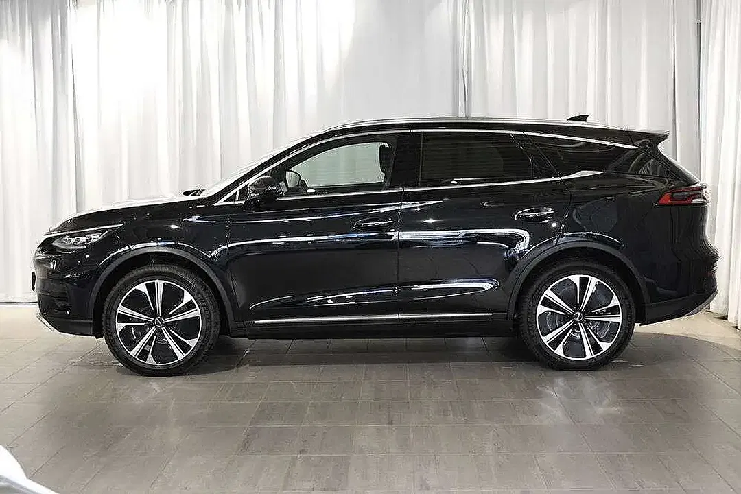 BYD Tang EV AWD Flagship - Thumbnail 6