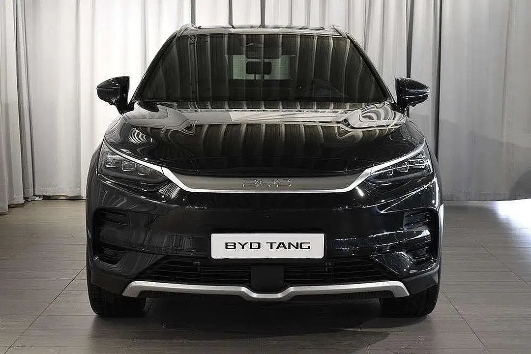 BYD Tang EV AWD Flagship - Thumbnail 8