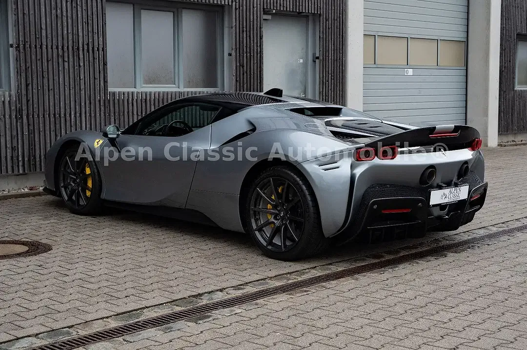 Ferrari SF90 Stradale Assetto Fiorano - Thumbnail 4