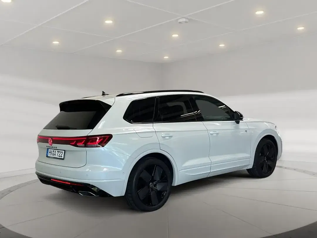 Volkswagen Touareg 3.0 V6 TDI 4Motion R-Line Style - foto 2