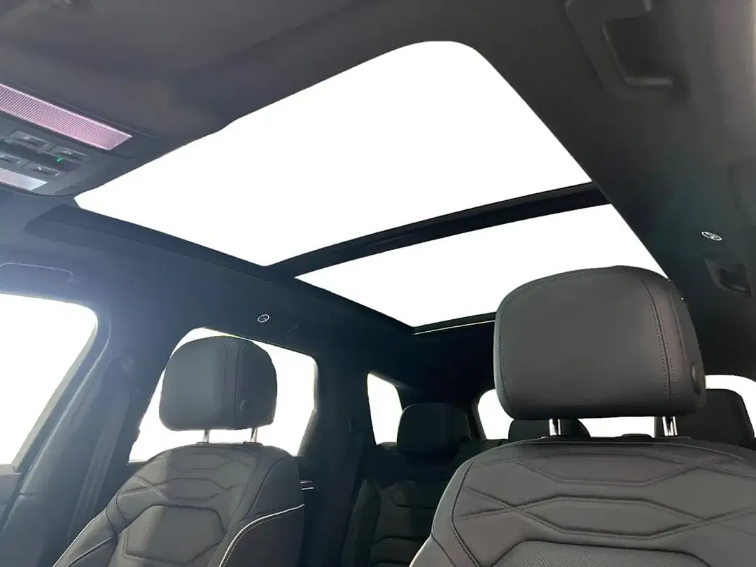 Volkswagen Touareg 3.0 V6 TDI 4Motion R-Line Style - Thumbnail 6