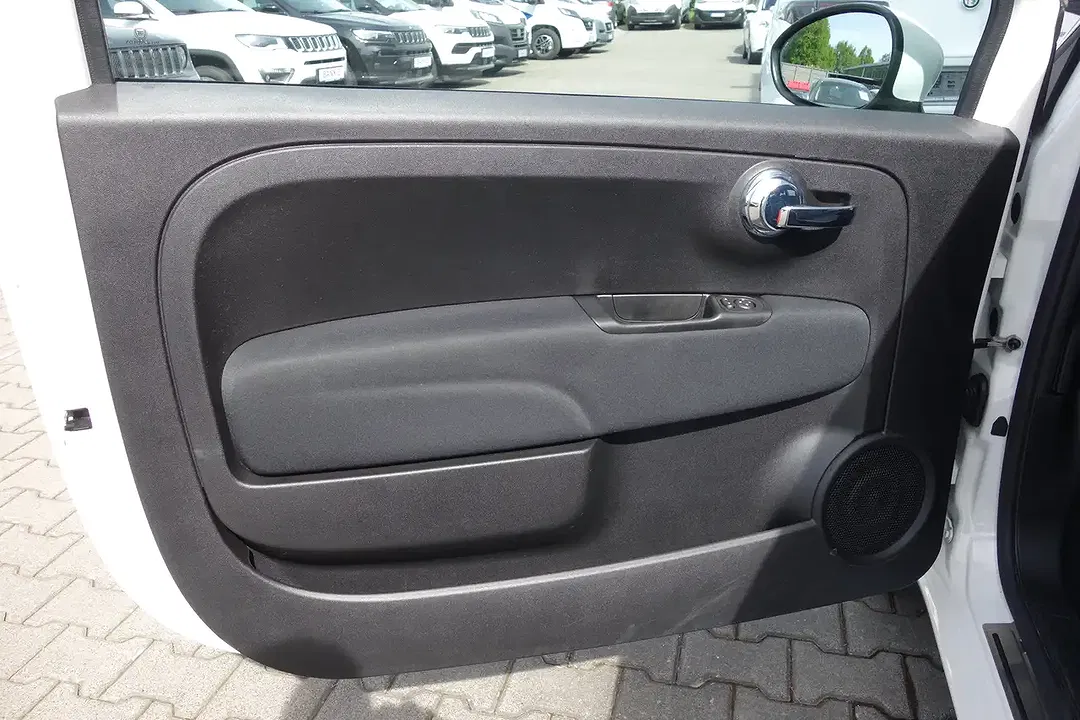 Fiat 500C Lounge - Thumbnail 10
