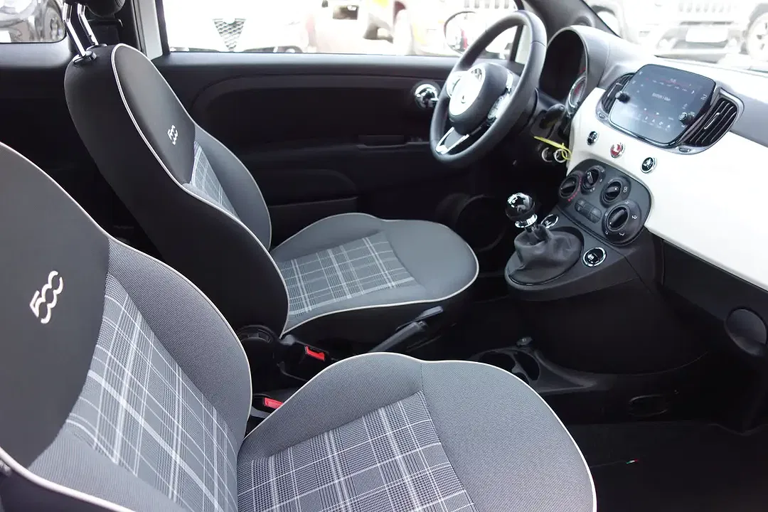 Fiat 500C Lounge - Thumbnail 14