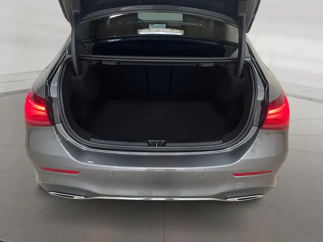 Mercedes-Benz A 200 AMG MBUX - Thumbnail 12