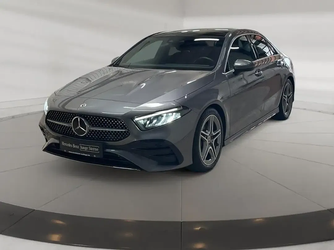 Mercedes-Benz A 200 AMG MBUX - Thumbnail 2
