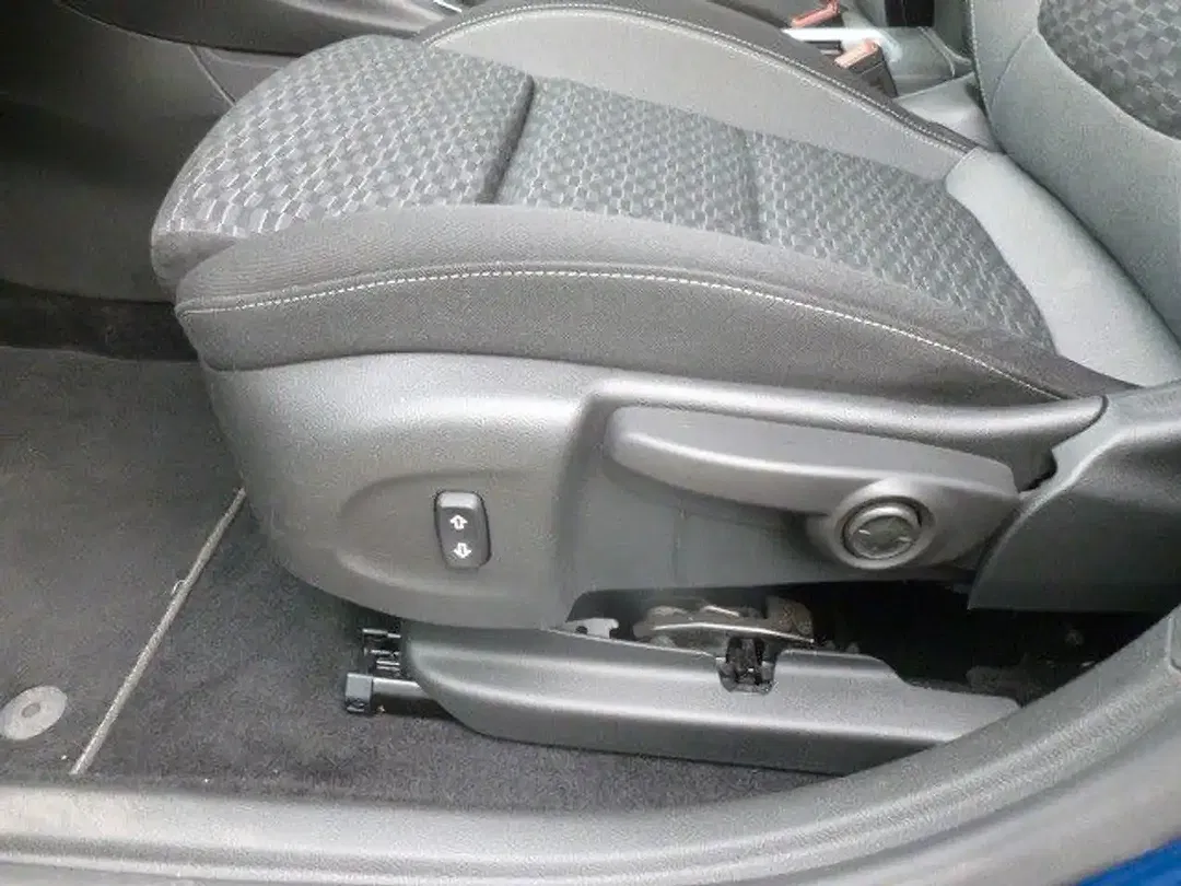 Opel Astra 1.2 Turbo GS Line - foto 15