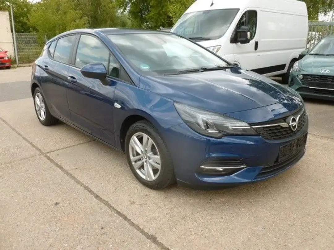 Opel Astra 1.2 Turbo GS Line - foto 2