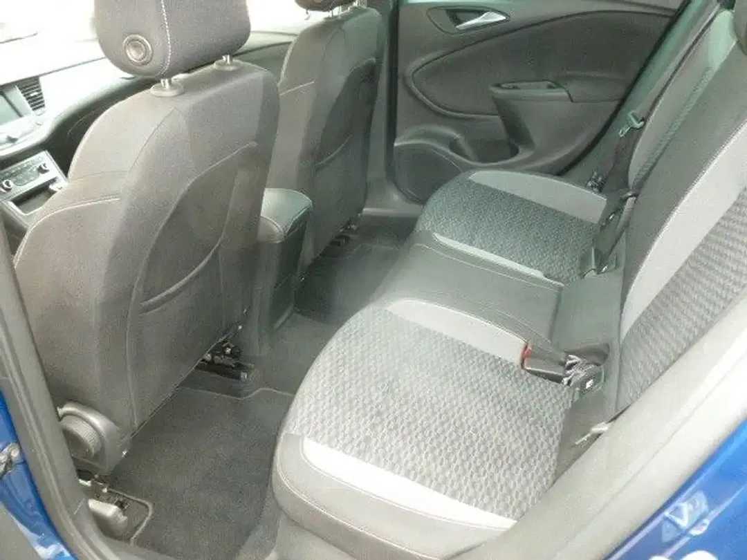 Opel Astra 1.2 Turbo GS Line - Thumbnail 7