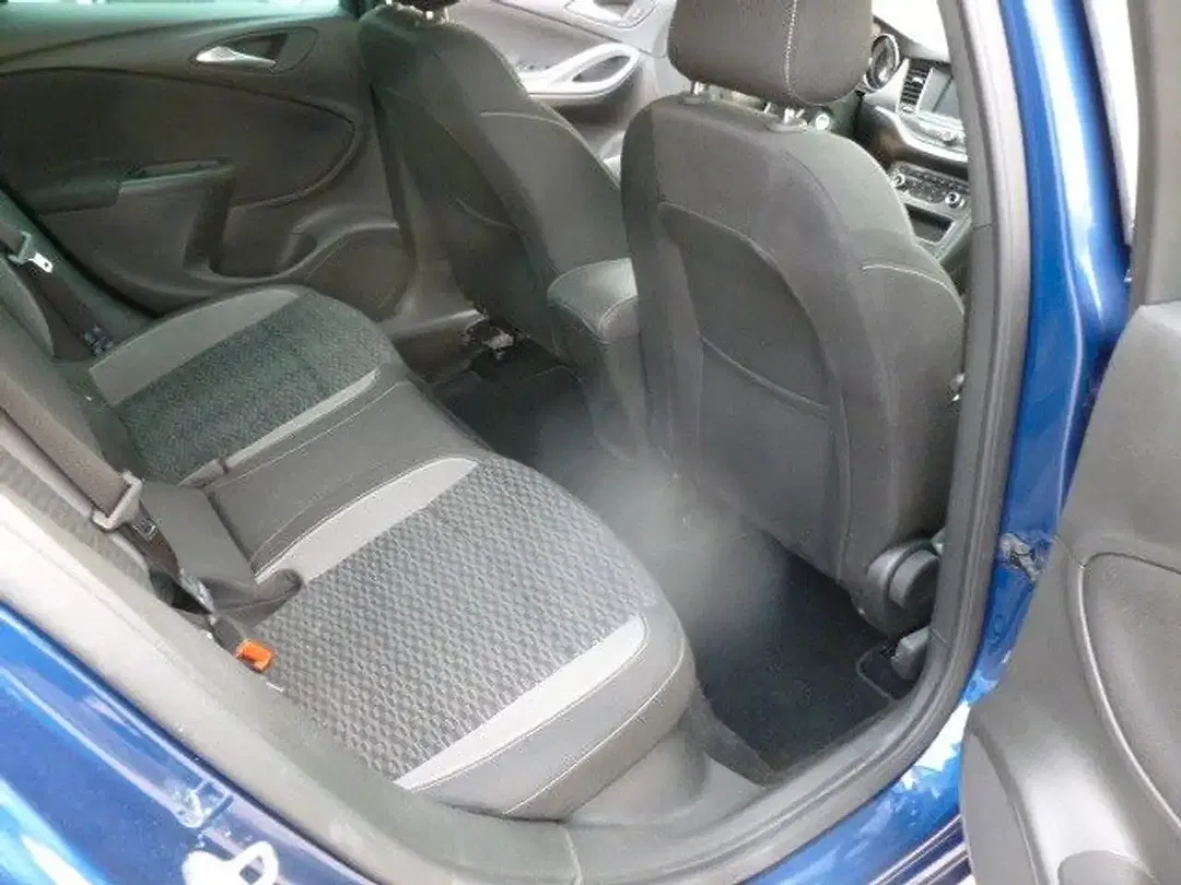 Opel Astra 1.2 Turbo GS Line - Thumbnail 9