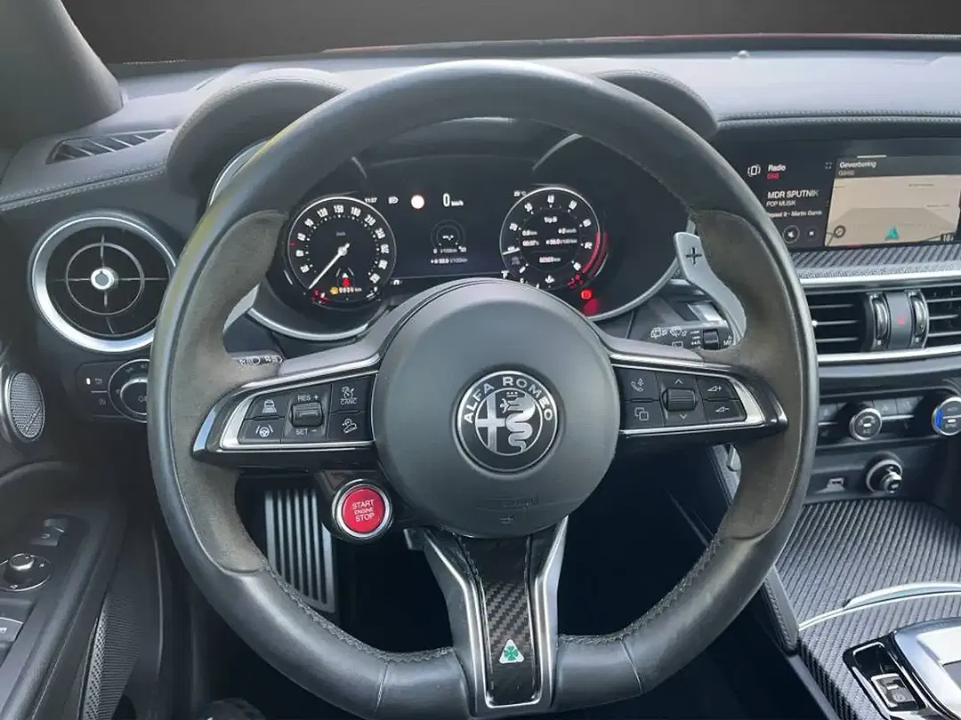Alfa Romeo Quadrifoglio 2.9 V6 - Thumbnail 7