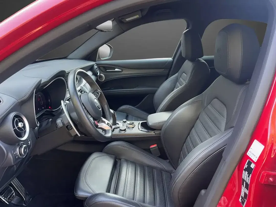 Alfa Romeo Quadrifoglio 2.9 V6 - Thumbnail 9
