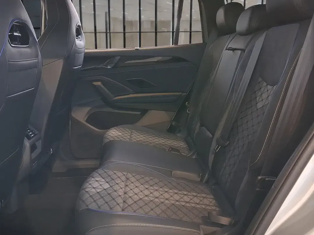 Volkswagen Tayron 1.5 eHybrid DSG R-Line Black Style - Thumbnail 7