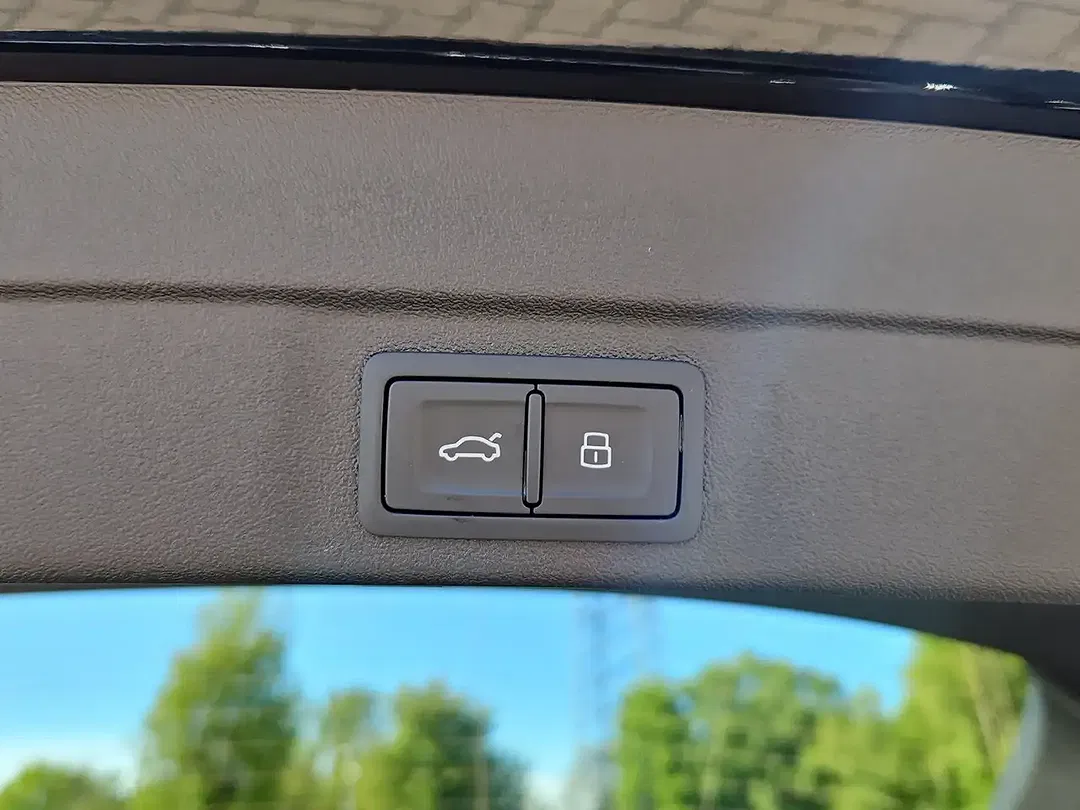 Audi A6 S tronic quattro Avant S line - Thumbnail 13