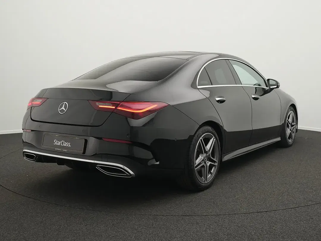 Mercedes-Benz CLA 180 MBUX AMG Line - Thumbnail 3