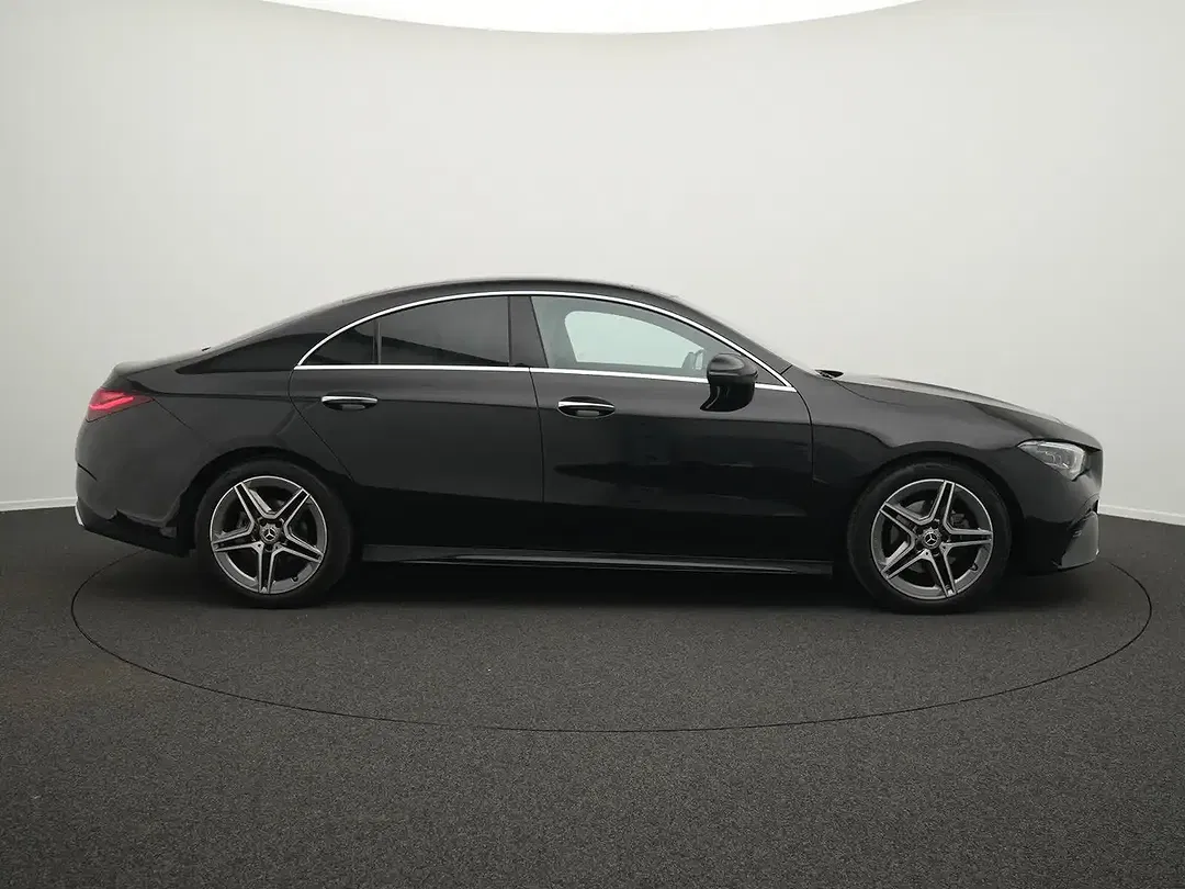 Mercedes-Benz CLA 180 MBUX AMG Line - Thumbnail 5