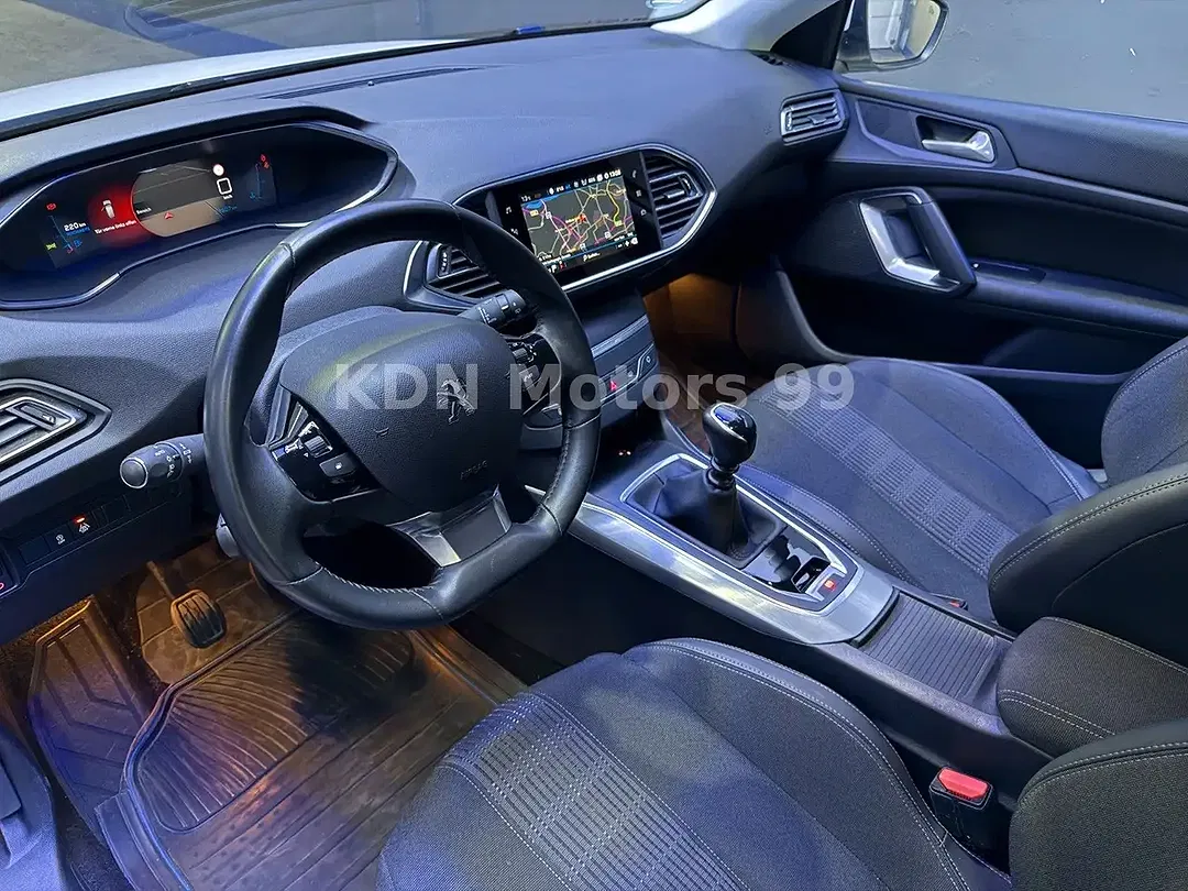 Peugeot 308 BlueHDi Allure Pack - Thumbnail 10