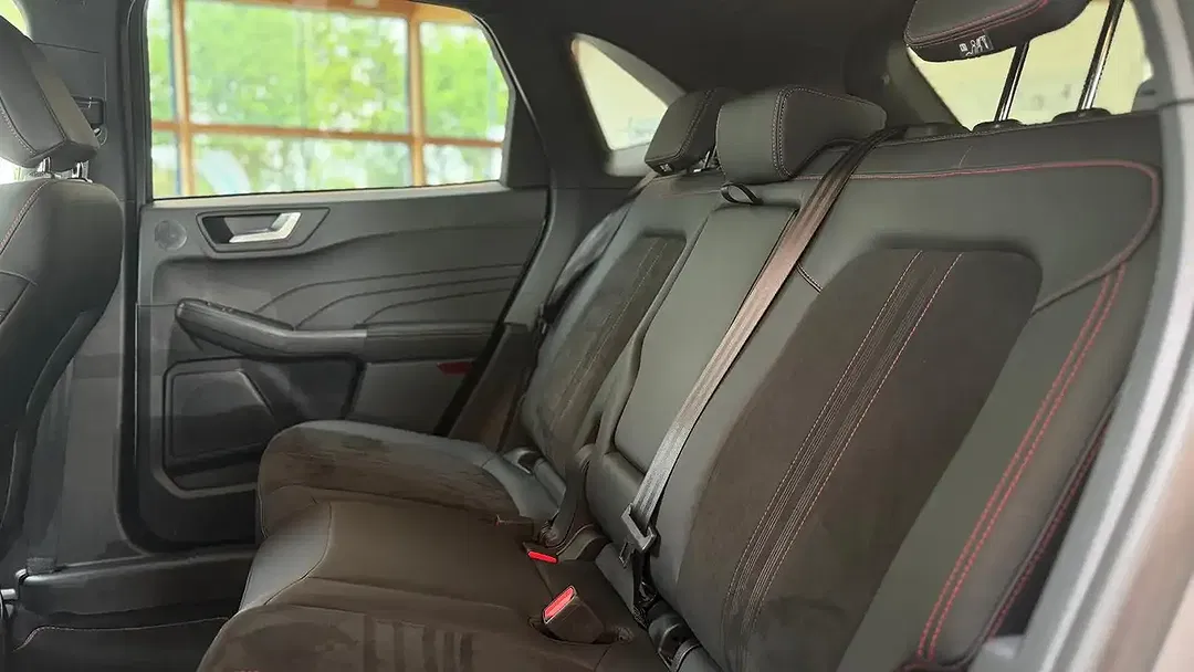 Ford Kuga 1.5 ST-Line X - foto 15