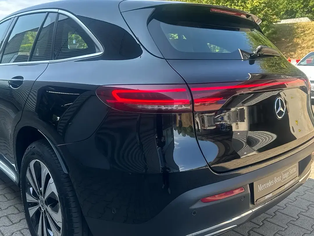 Mercedes-Benz EQC 400 4MATIC MBUX - Thumbnail 17