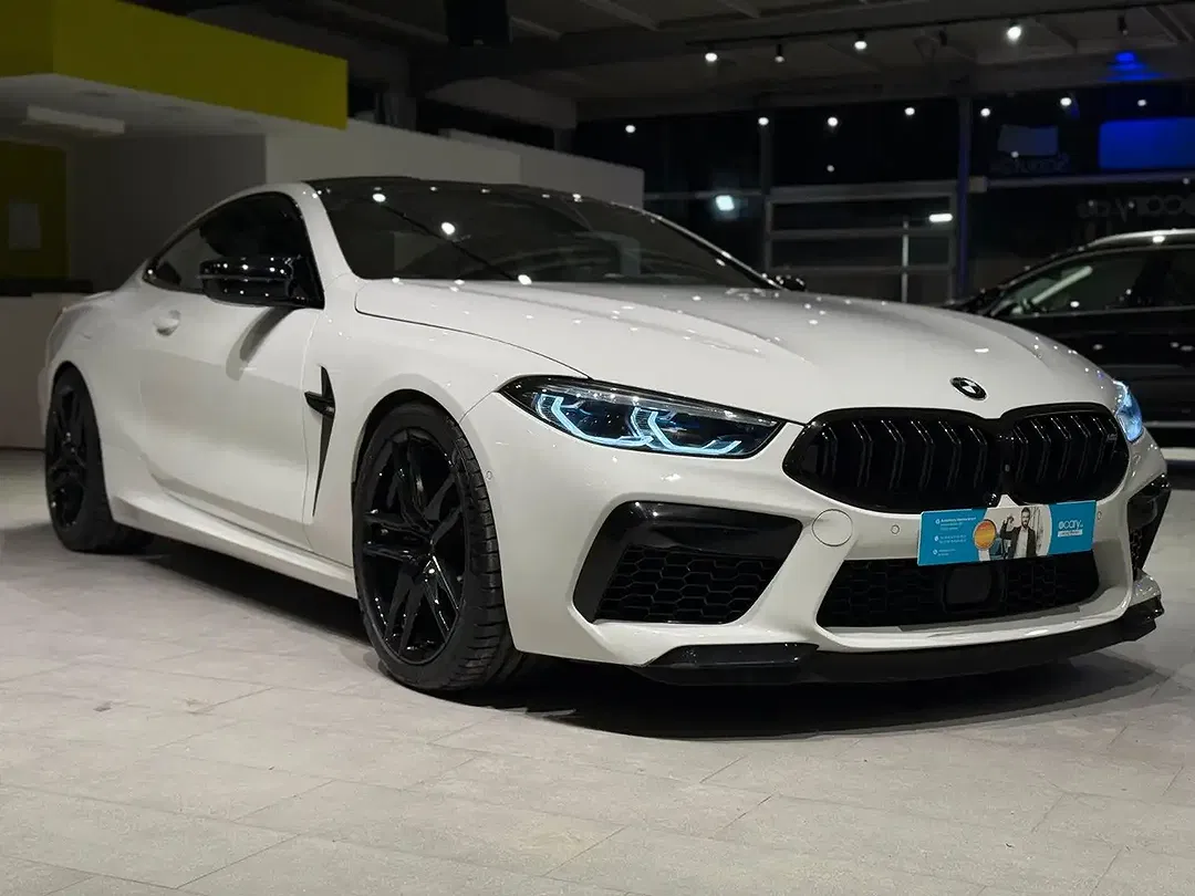 BMW M8 Competition - Thumbnail 5