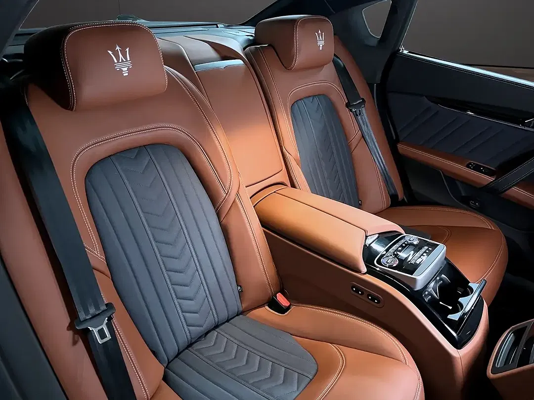 Maserati Quattroporte GT - Thumbnail 10