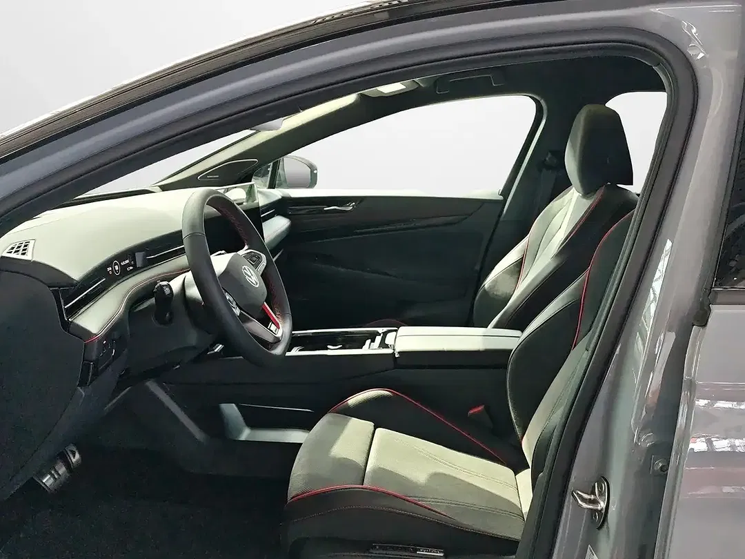 Volkswagen ID.7 - Thumbnail 6