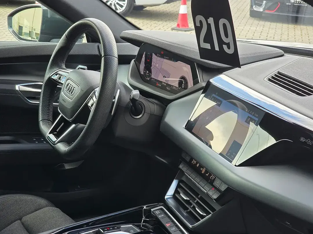 Audi e-tron GT quattro Matrix LED - Thumbnail 19