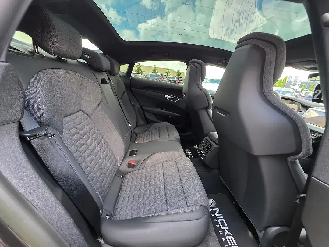 Audi e-tron GT quattro Matrix LED - Thumbnail 21