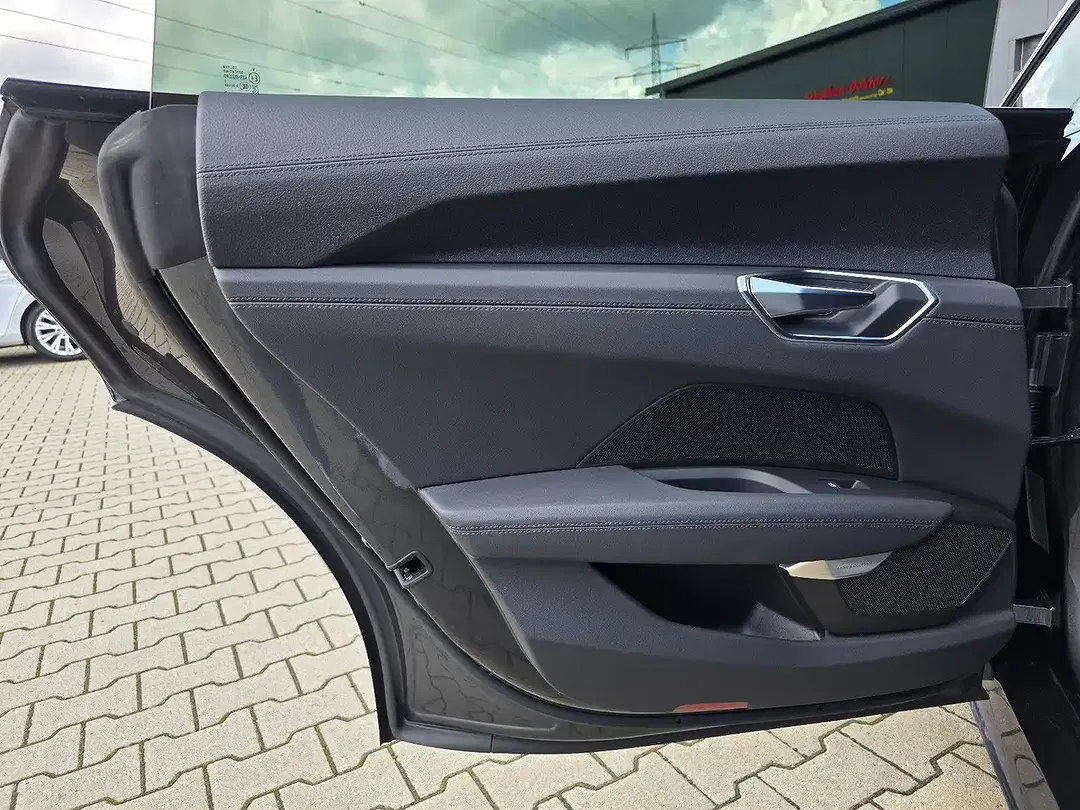 Audi e-tron GT quattro Matrix LED - Thumbnail 26