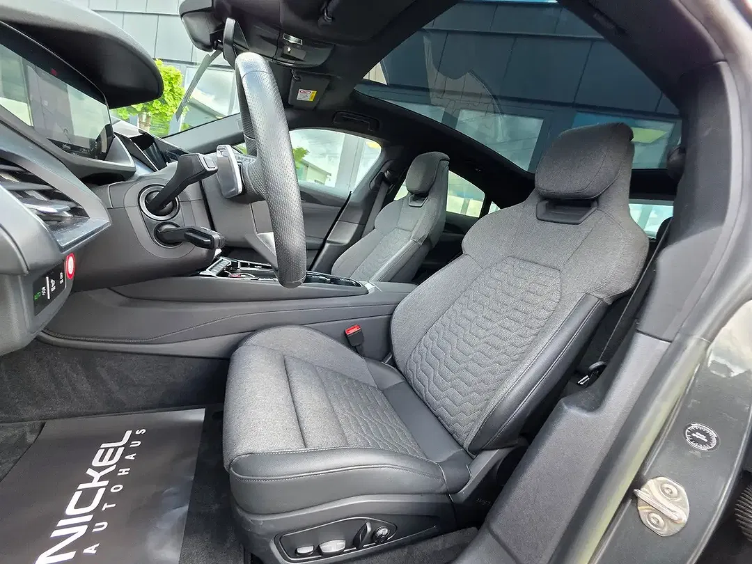 Audi e-tron GT quattro Matrix LED - Thumbnail 28