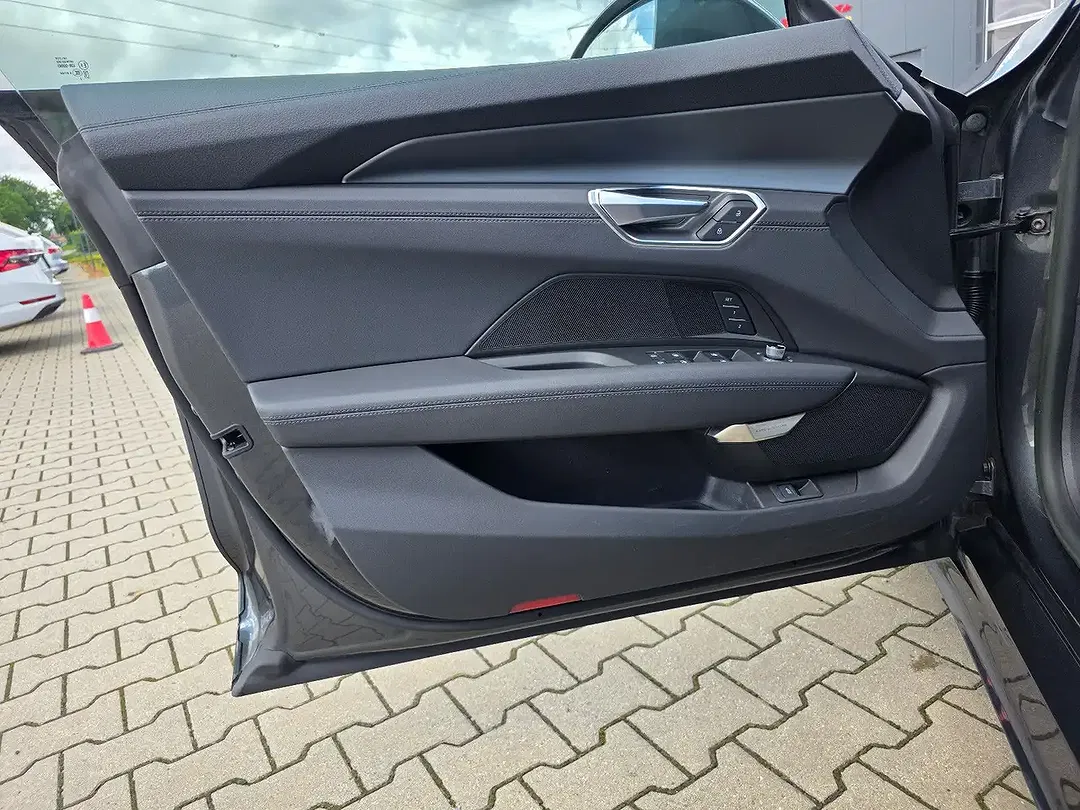 Audi e-tron GT quattro Matrix LED - Thumbnail 30