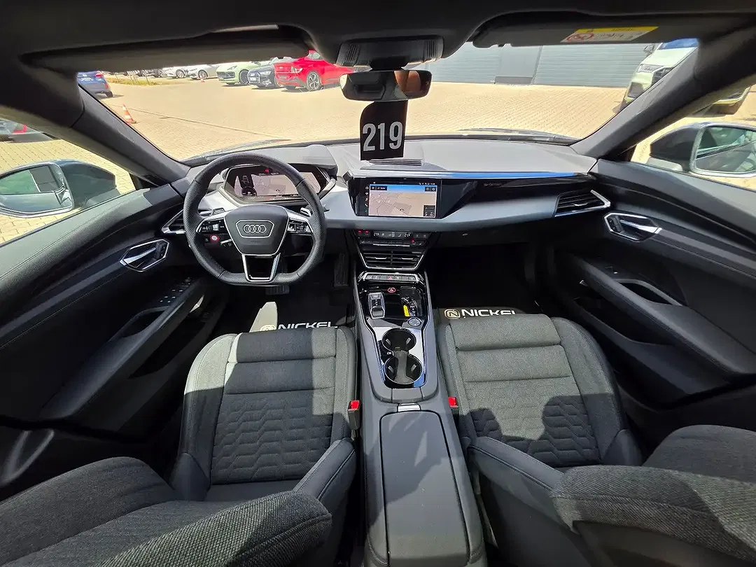 Audi e-tron GT quattro Matrix LED - Thumbnail 32