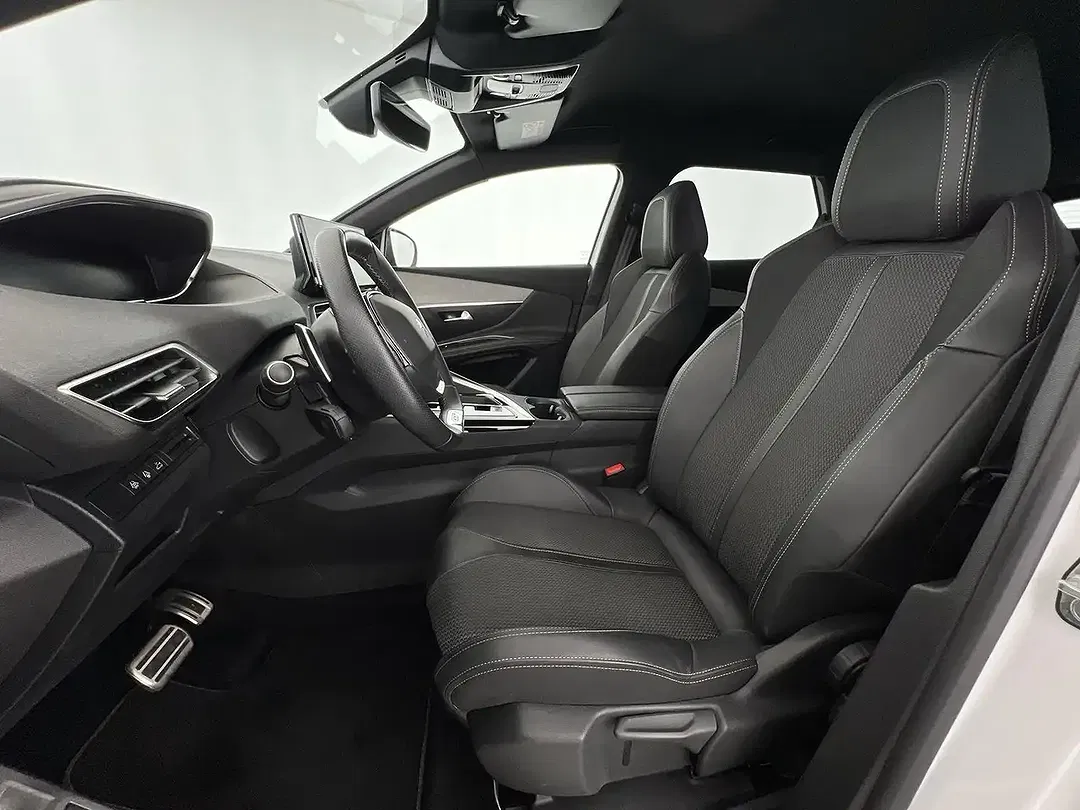 Peugeot 3008 Hybrid GT - Thumbnail 9