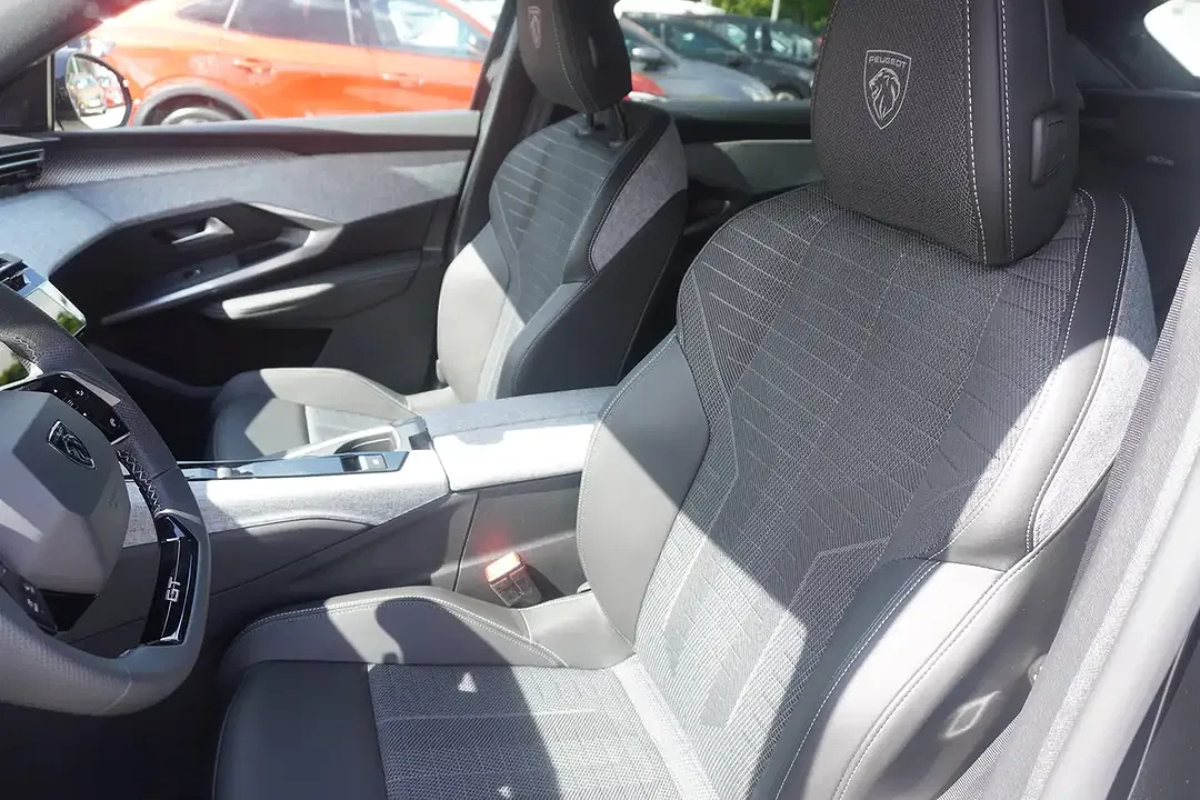 Peugeot 3008 145 AUT Hybrid GT - Thumbnail 9