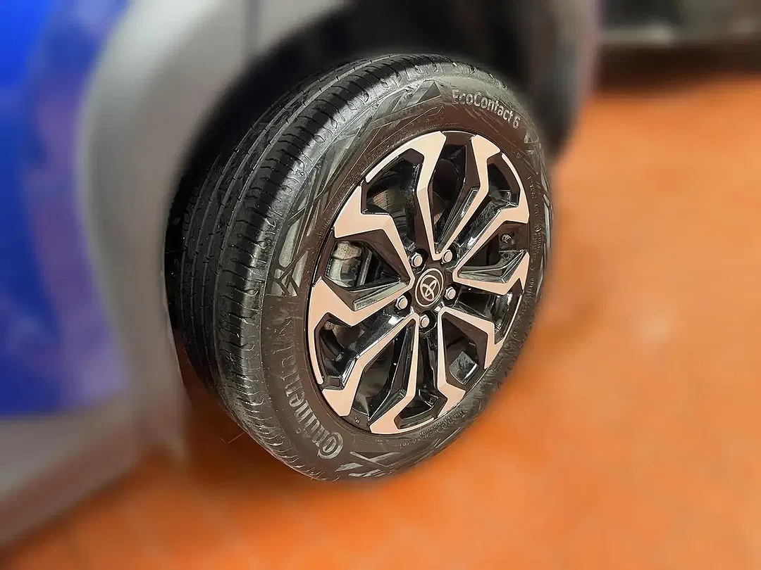 Toyota Yaris Cross Hybrid Team Deutschland - Thumbnail 9