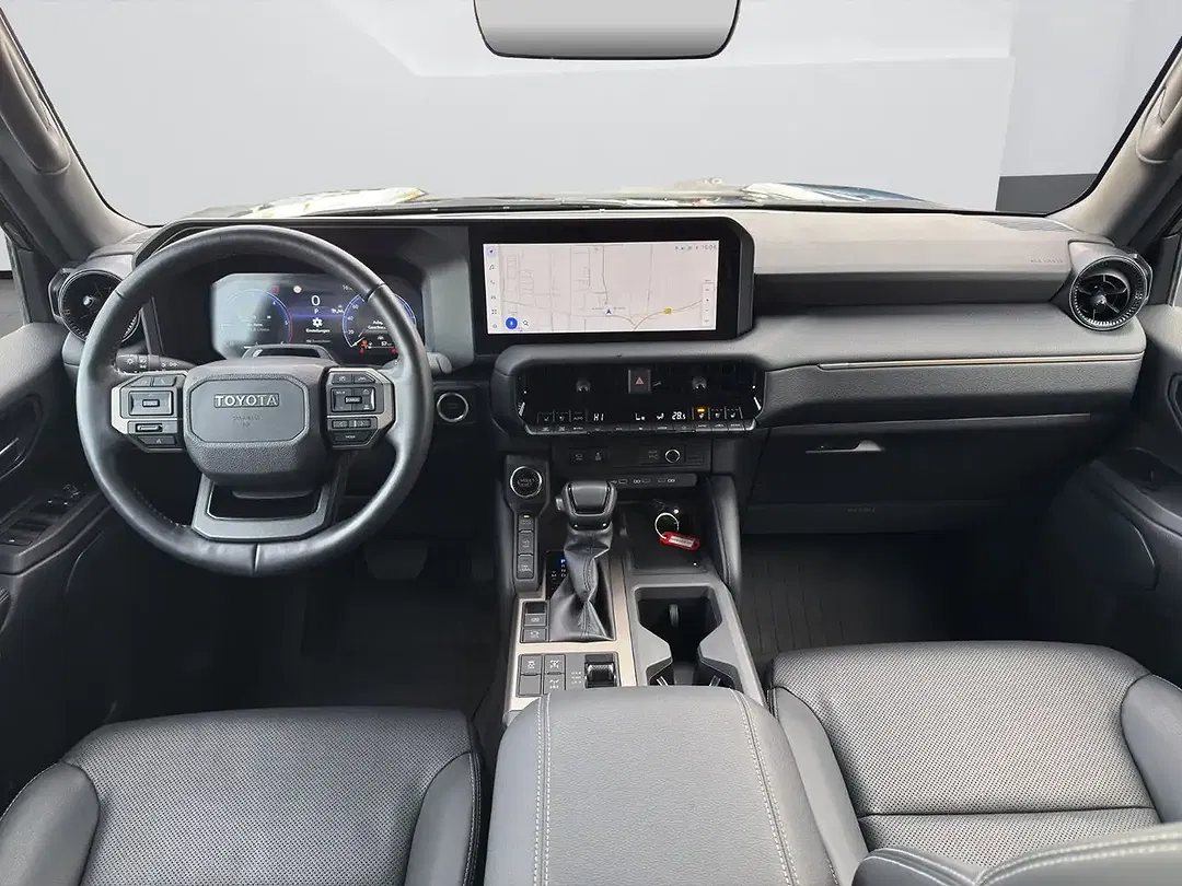 Toyota Land Cruiser 2.8 4x4 Executive - Thumbnail 13