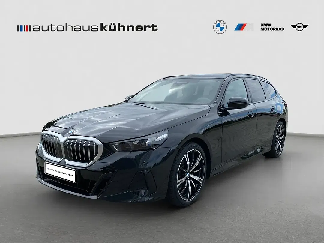 BMW 520 xDrive Touring M Sport - Thumbnail 1