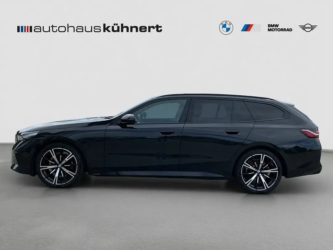BMW 520 xDrive Touring M Sport - Thumbnail 3