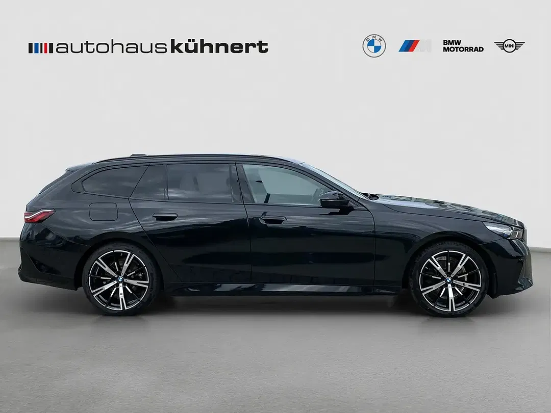 BMW 520 xDrive Touring M Sport - Thumbnail 7