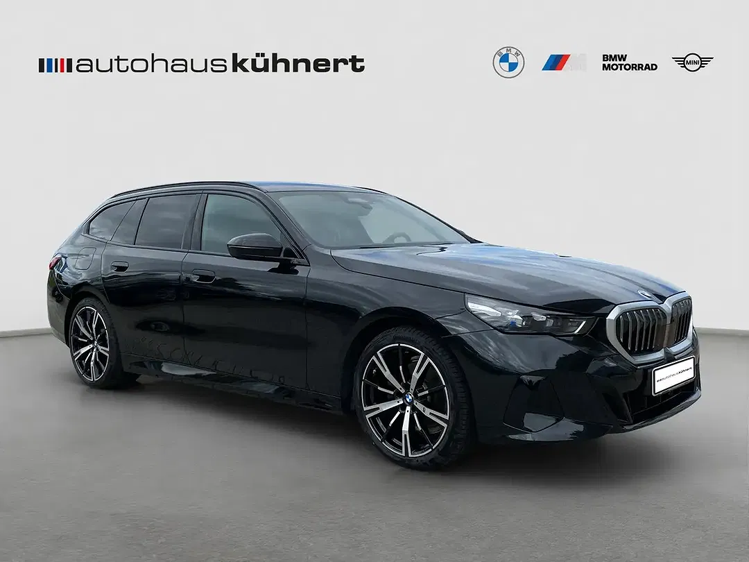 BMW 520 xDrive Touring M Sport - Thumbnail 8