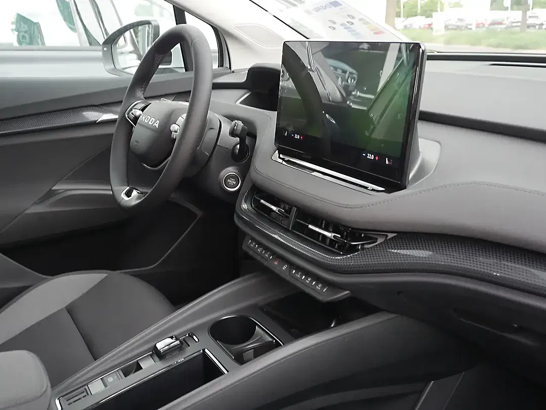 Skoda Elroq 50 DSG - Thumbnail 8