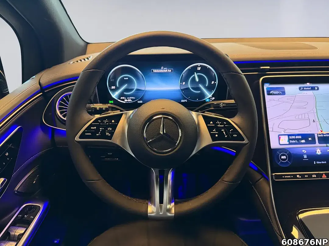 Mercedes-Benz EQE SUV 350 EQ - Thumbnail 11