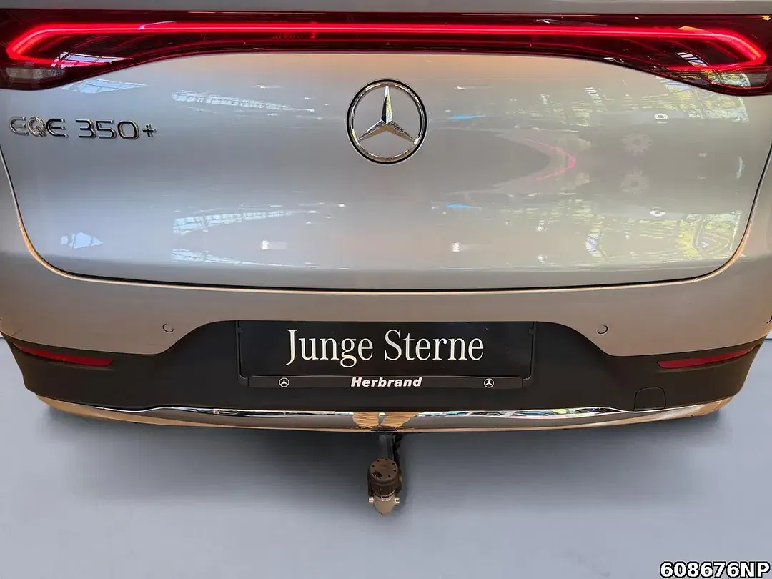 Mercedes-Benz EQE SUV 350 EQ - Thumbnail 13