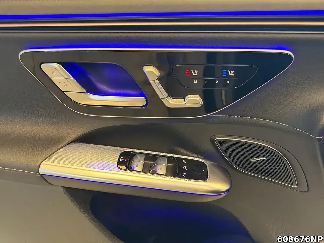 Mercedes-Benz EQE SUV 350 EQ - Thumbnail 14