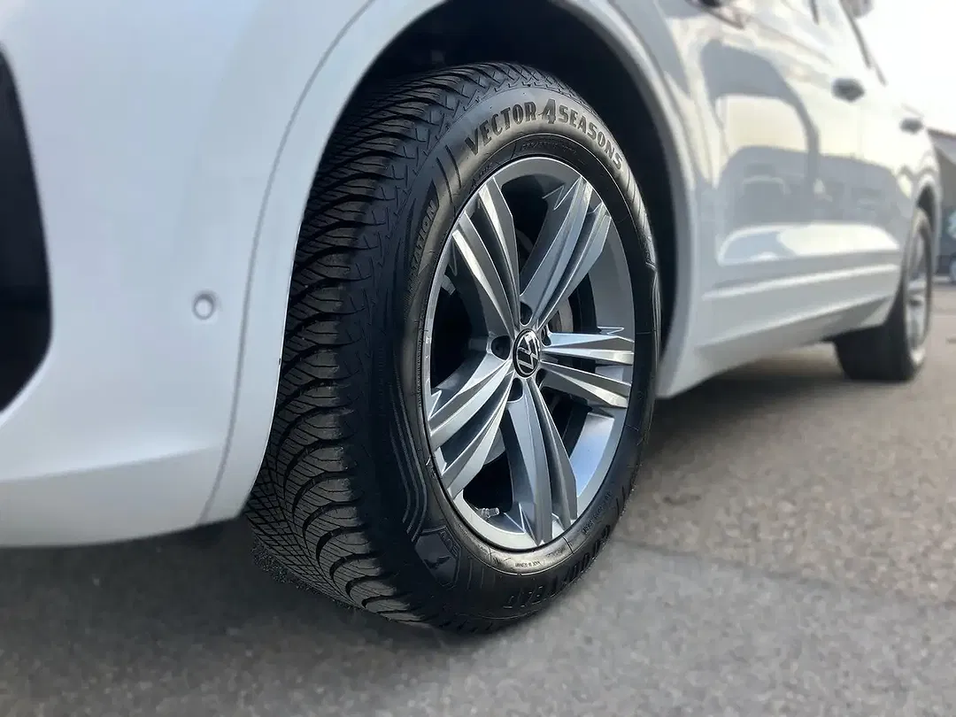 Volkswagen Touareg 3.0 TDI 4Motion R-Line - Thumbnail 6